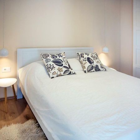 Emma appartment Poreč Exteriör bild