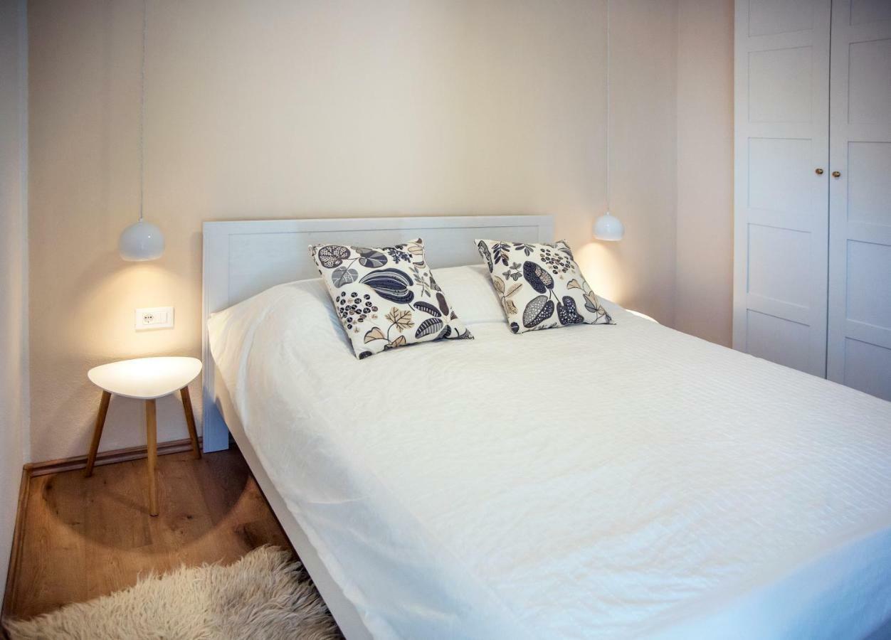 Emma appartment Poreč Exteriör bild